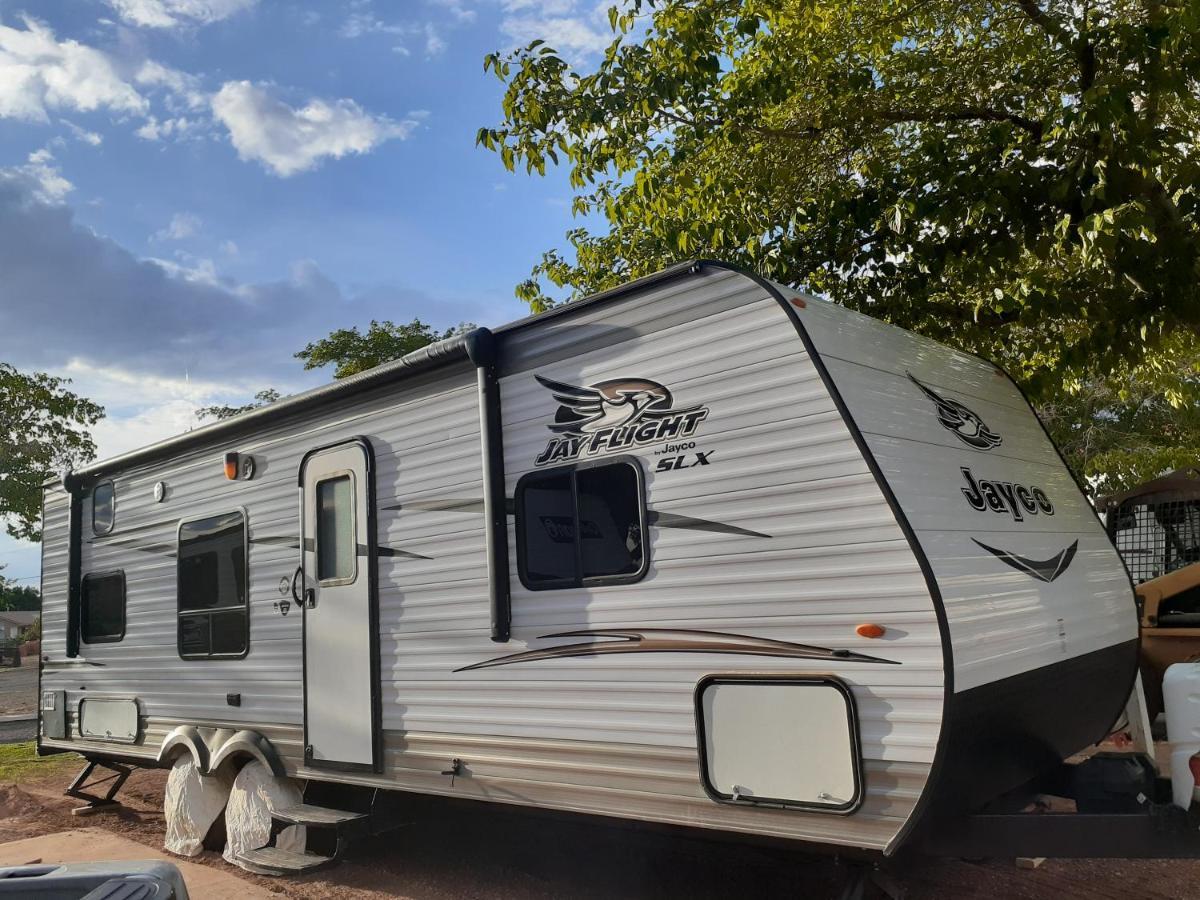 2017 Camper Located At The St. George Rv Park! Hotel Exterior photo